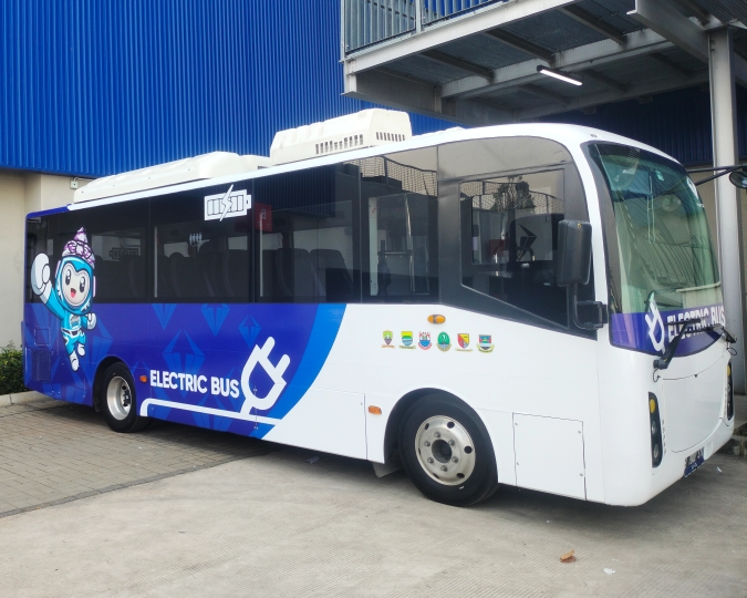 Branding Kendaraan Hasil Pekerjaan Tukang Branding Bus