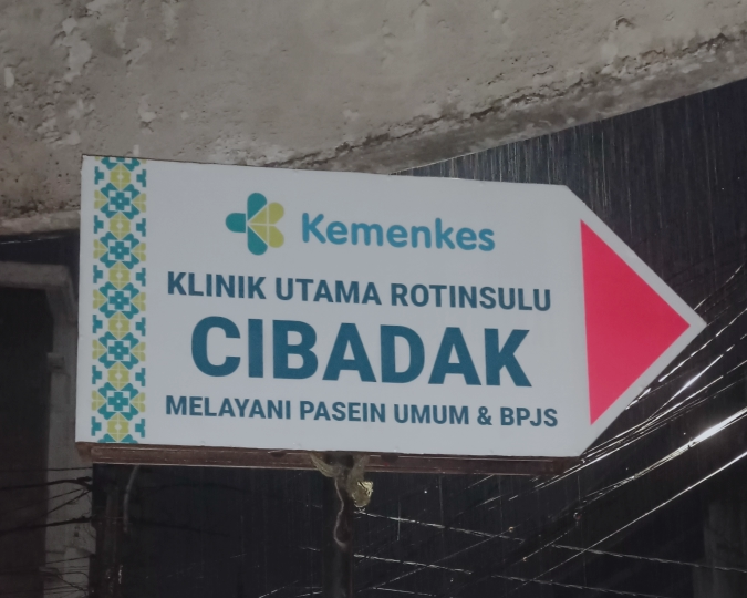 Stiker Outdoor Reklame Hasil Pekerjaan Tukang 03