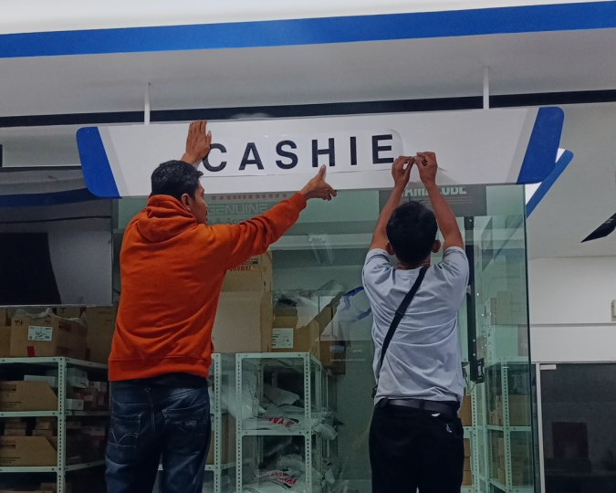 Stiker Signage Hasil Pekerjaan Tukang Sigange 09