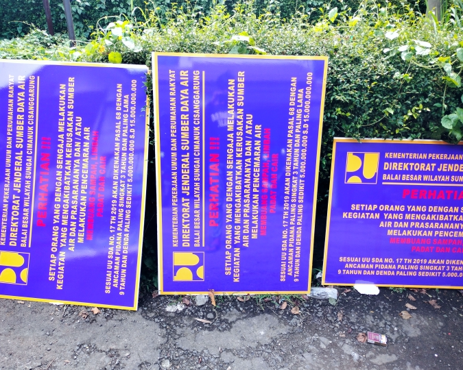 Stiker Signage Hasil Pekerjaan Tukang Sigange 18